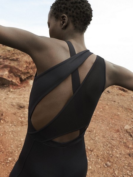 OYSHO FW17 Gymwear Collection